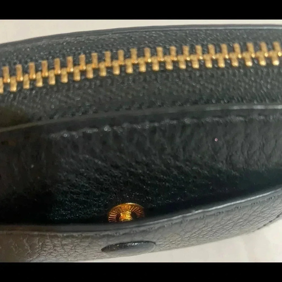 Marc Jacob’s black leather wallet - Picture 6 of 8